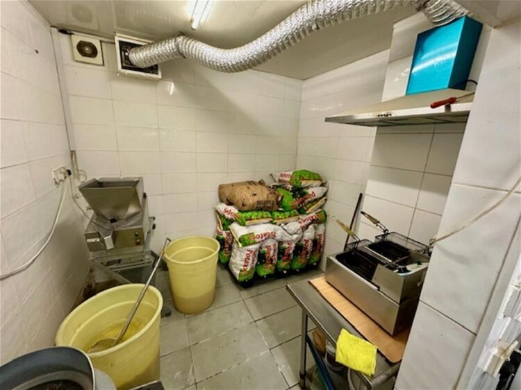 LEASEHOLD FISH & CHIP TAKEAWAY Photo 6