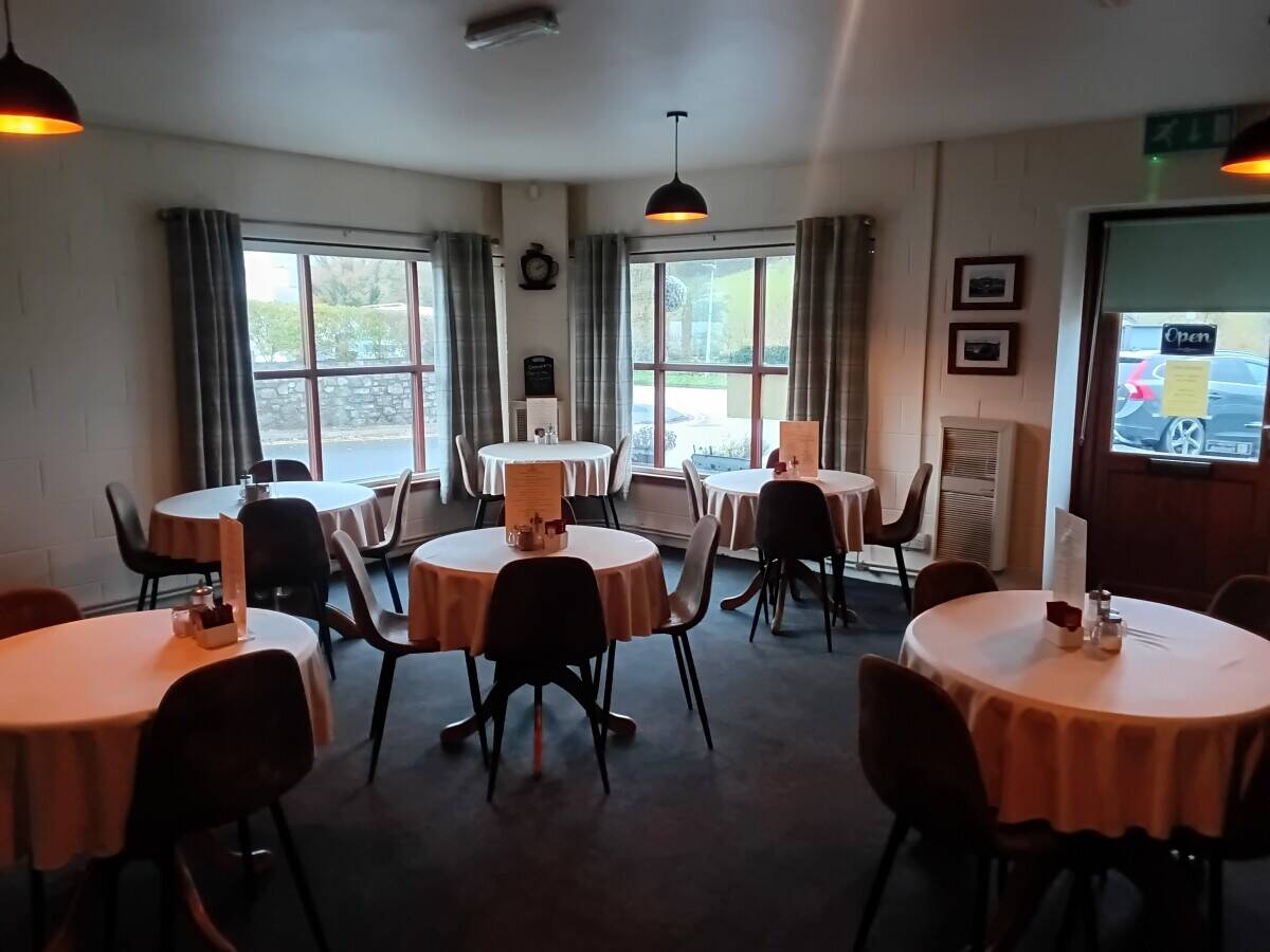Leasehold Café Bistro Hot & Cold Food Coffee Desserts Takeaway Business Milnthorpe Cumbria For Sale
