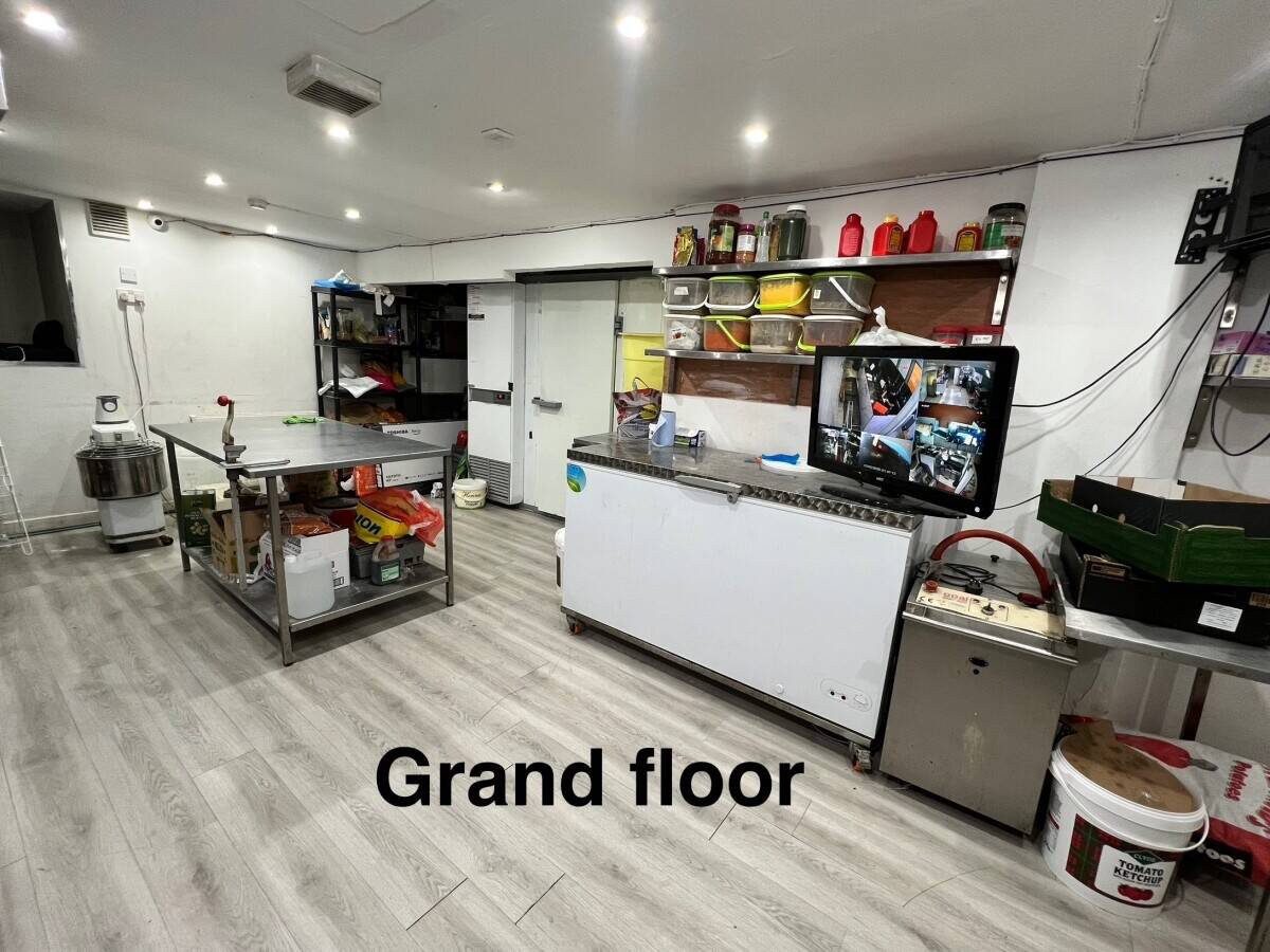 SUBLEASE of a Takeaway Business for Sale &ndash; Prime Location!