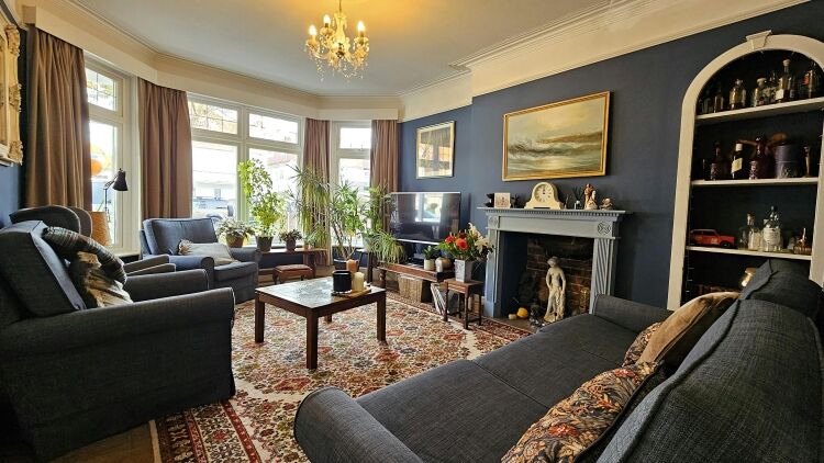 Character Home & Income B&B Ideally Located Between Shops & Seafront Photo 6