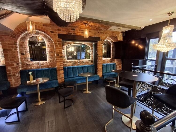 Licenced Trade, Pubs & Clubs For Sale in Huddersfield
