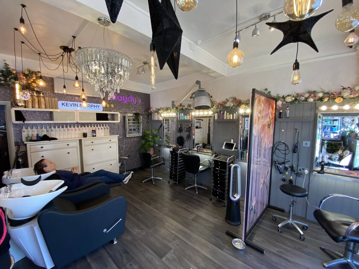Hairdressers for sale in the heart of Pinhoe