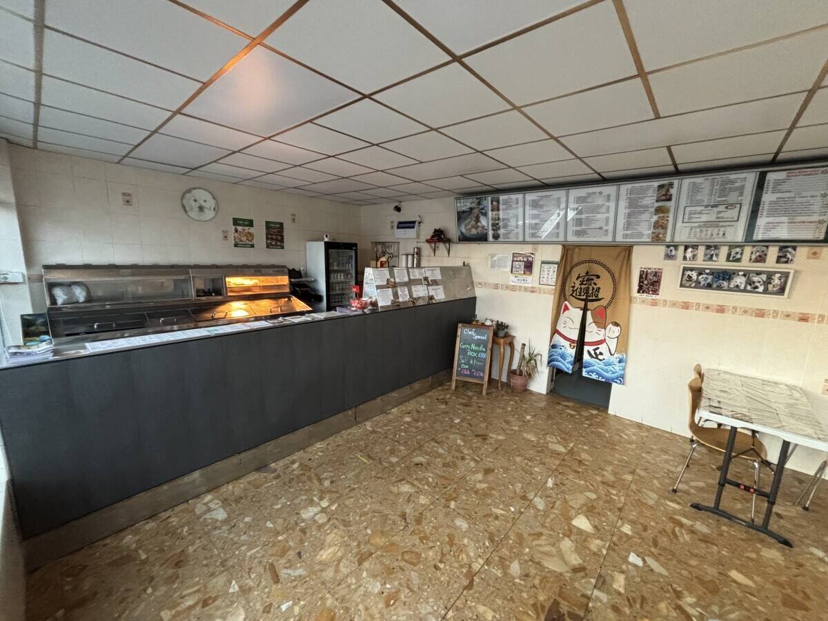 Chinese takeaway & Fish Chips Photo 4