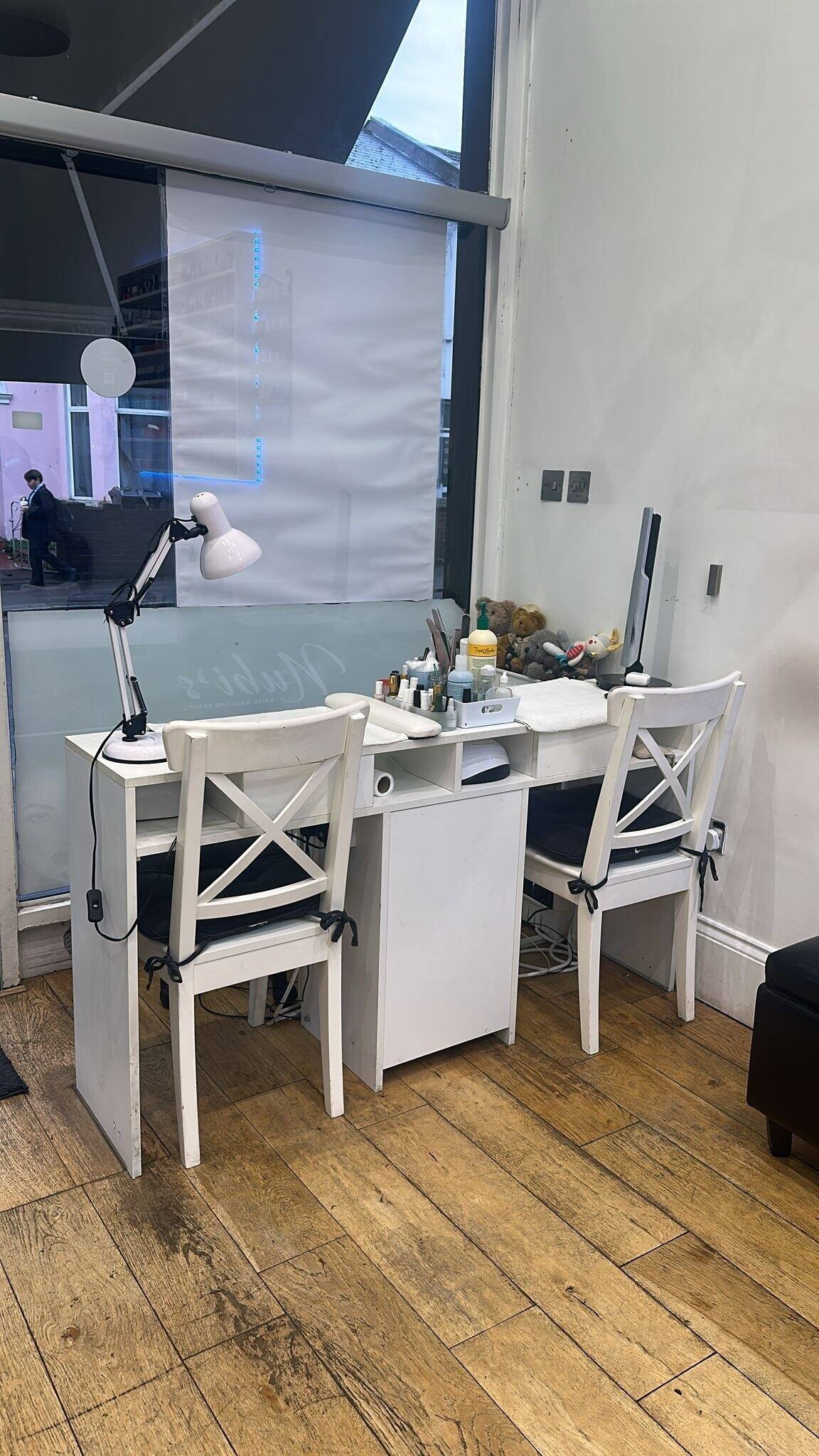 Beauty Salon for Sale – Prime Location – Strong Weekly Turnover Photo 6