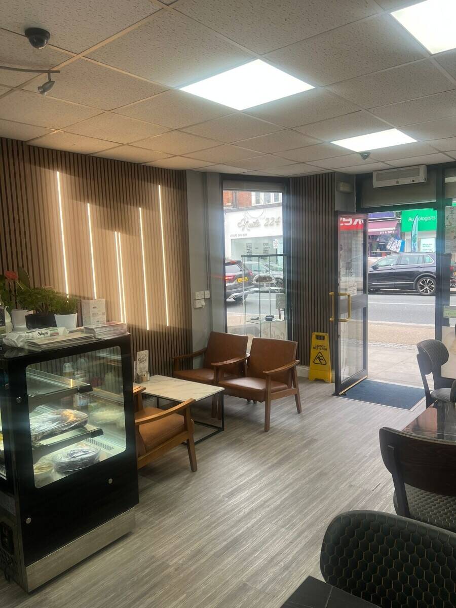 Coffee Shop for Sale – Prime High Street Location