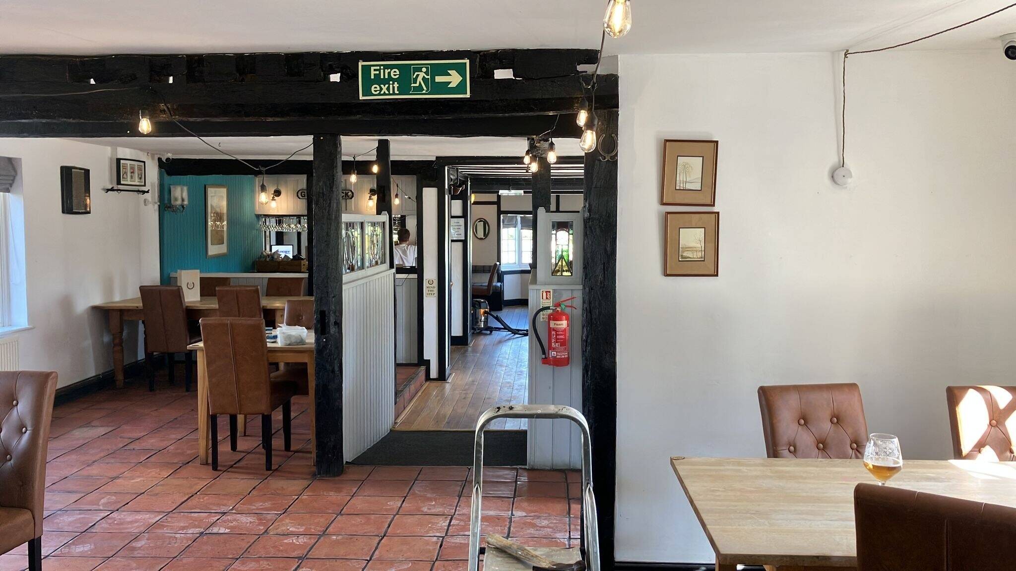 British Gastro Pub 120 covers. Two Bars. 400 years old Grade 2 listed Village Pub