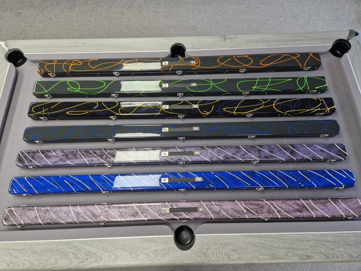 Handcrafted Fibreglass Cue Cases Manufactoring