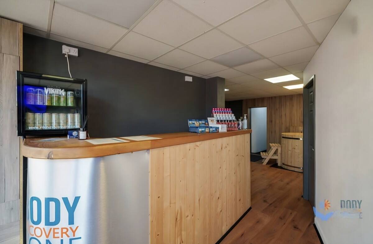 Wellbeing treatment centre for sale Photo 7