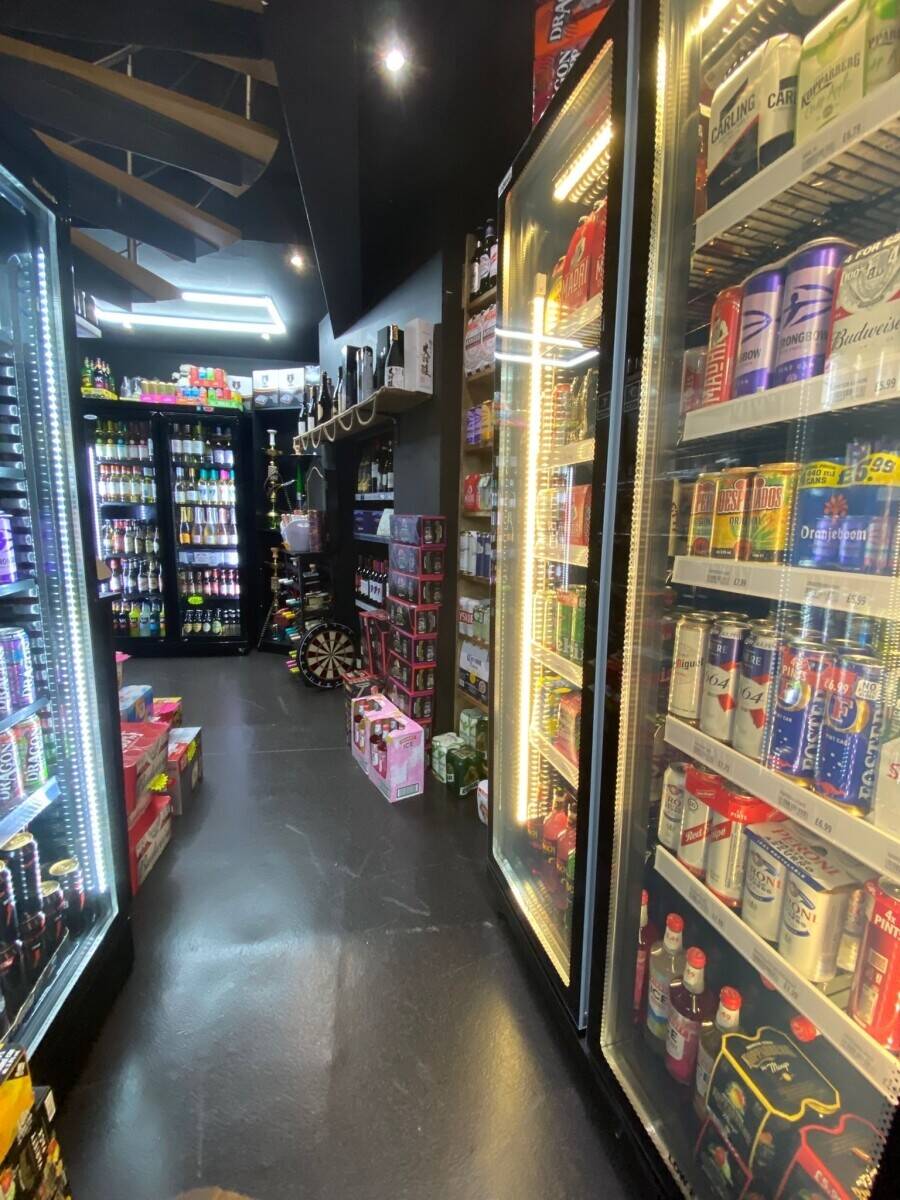 Off licence shop in Sheffield city centre