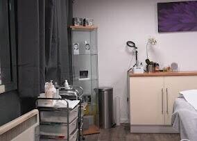 Successful Beauty Salon Available for Purchase in Sutton Coldfield Photo 6