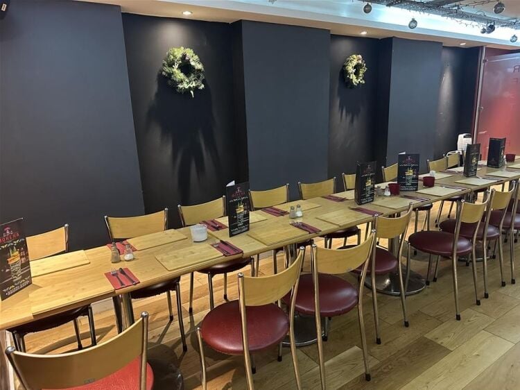 LEASEHOLD
LIC. MEXICAN RESTAURANT TAKEAWAY Photo 6