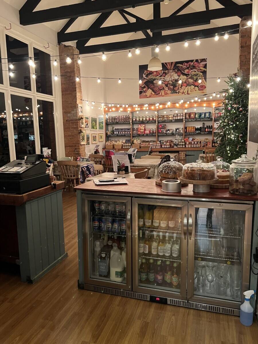 SUPERB CAFÉ & COFFEE SHOP IN THE HEART OF RURAL NOTTINGHAMSHIRE Photo 6
