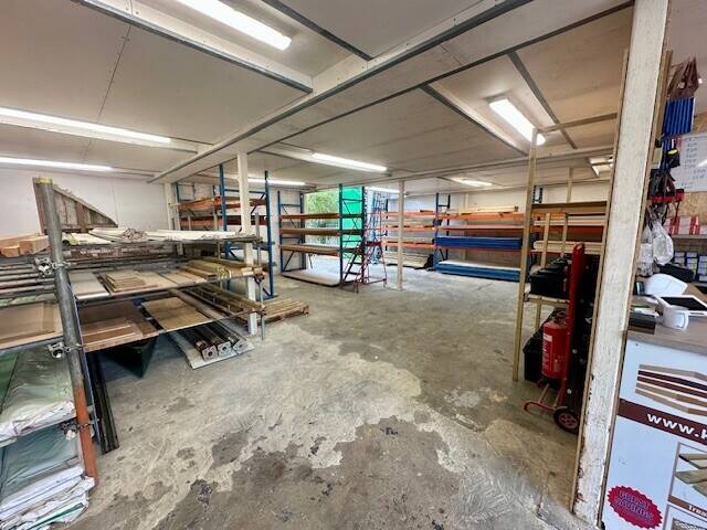LEASEHOLD TIMBER & FENCING SUPPLIERS Photo 6