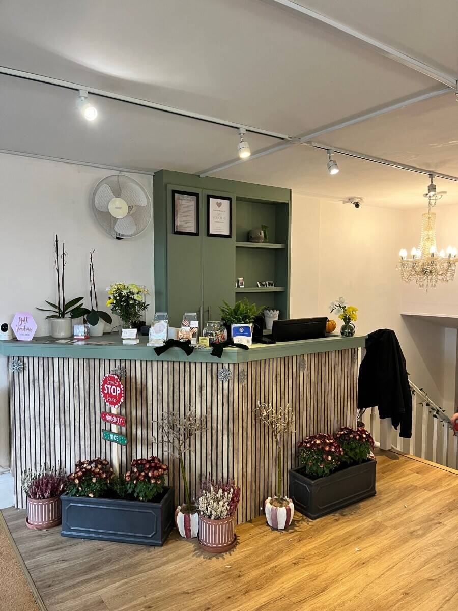 Hands Off Salon Rental Business for Sale &ndash; Prime Bournemouth Location