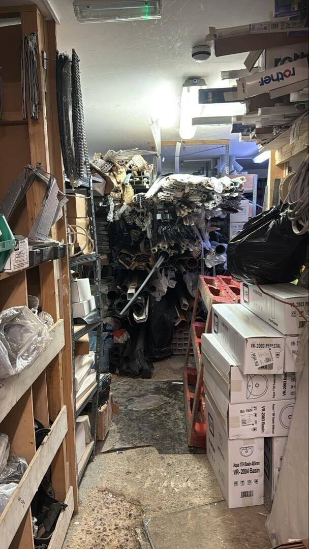 DIY/Bathrooms Store in East London