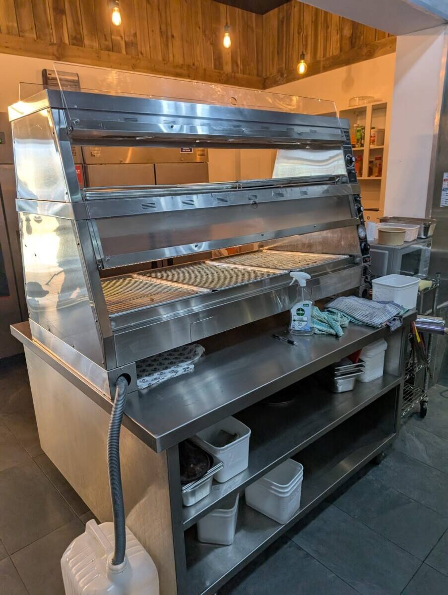 Takeaway restaurant Photo 6