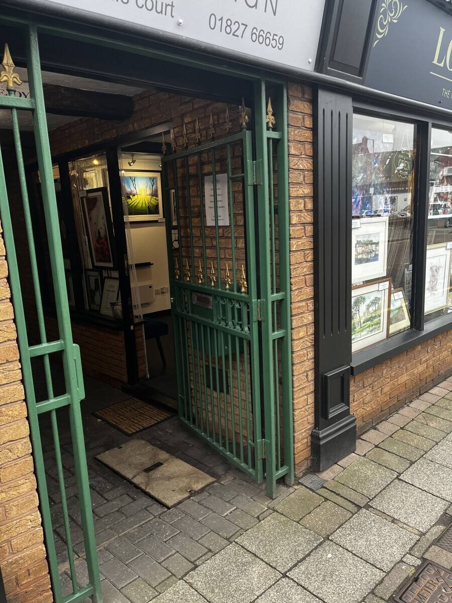 Art gallery & Antiques for sale in Tamworth Staffordshire
