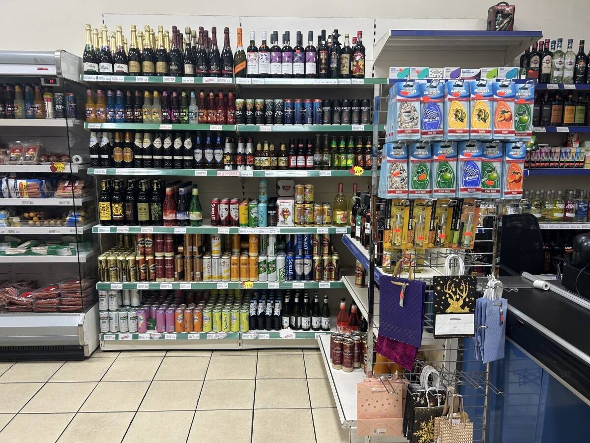 Successful Supermarket Grocery Store for Sale on Boston West Street Lincolnshire