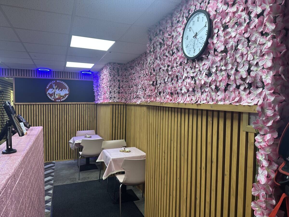 Dessert shop in Birkenhead 