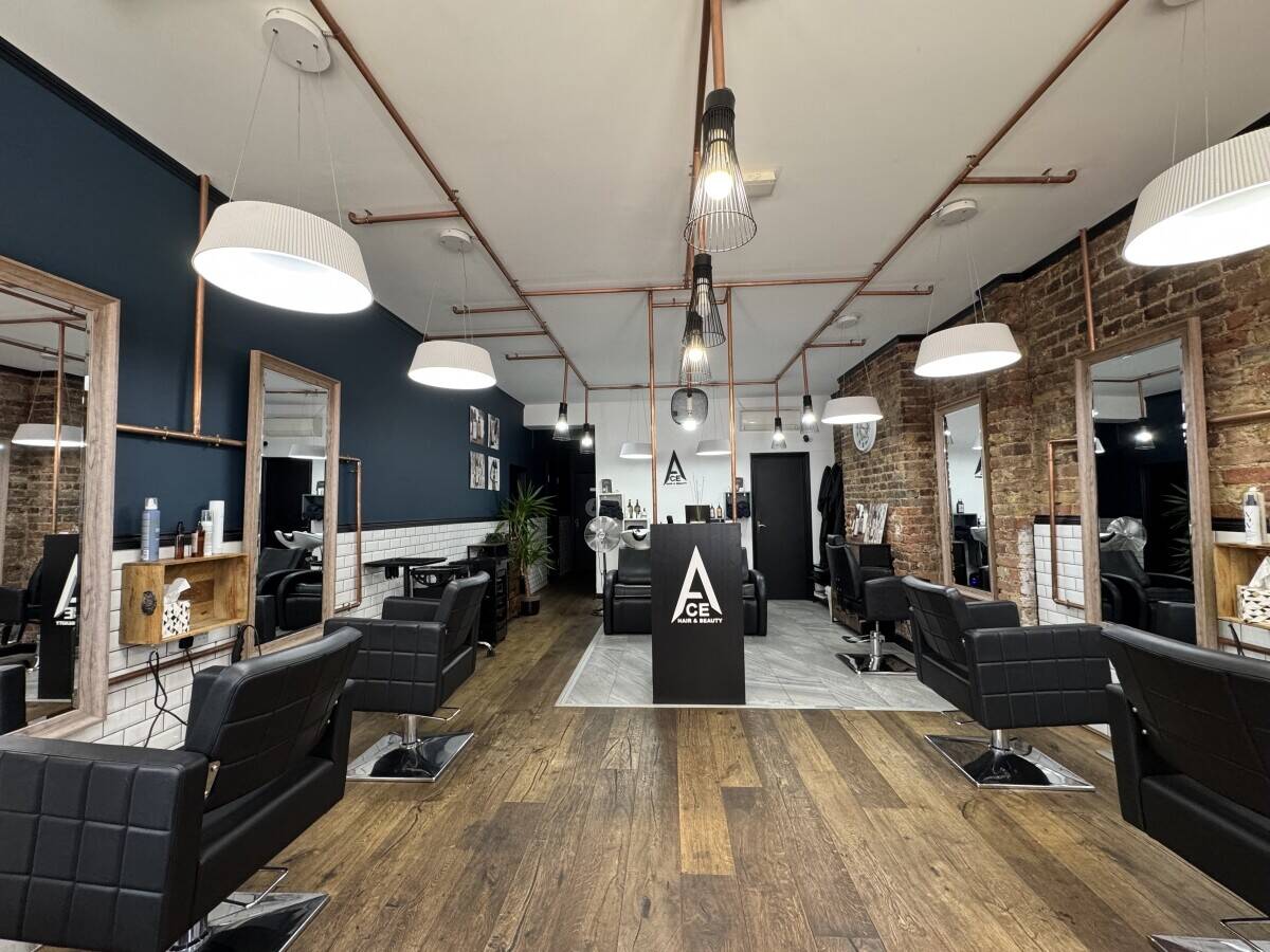 Modern Hair Salon for Sale in Richmond - Low Rent , Expansion Rooms Included