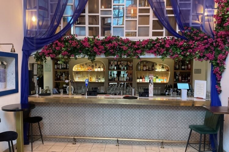 Established Restaurant - Greater Manchester Photo 6