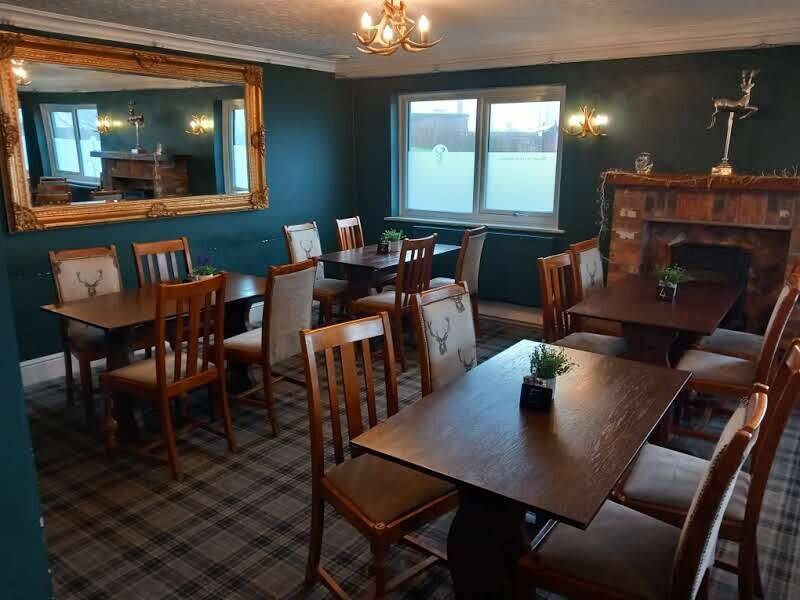 CARMARTHENSHIRE - WELL APPOINTED VILLAGE PUB & RESTAURANT Photo 6