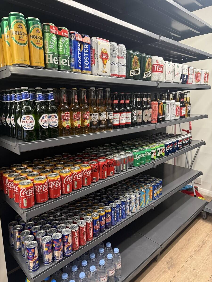 Off Licence & Grocery Shop for Sale – Bounds Green in a prime location Photo 6