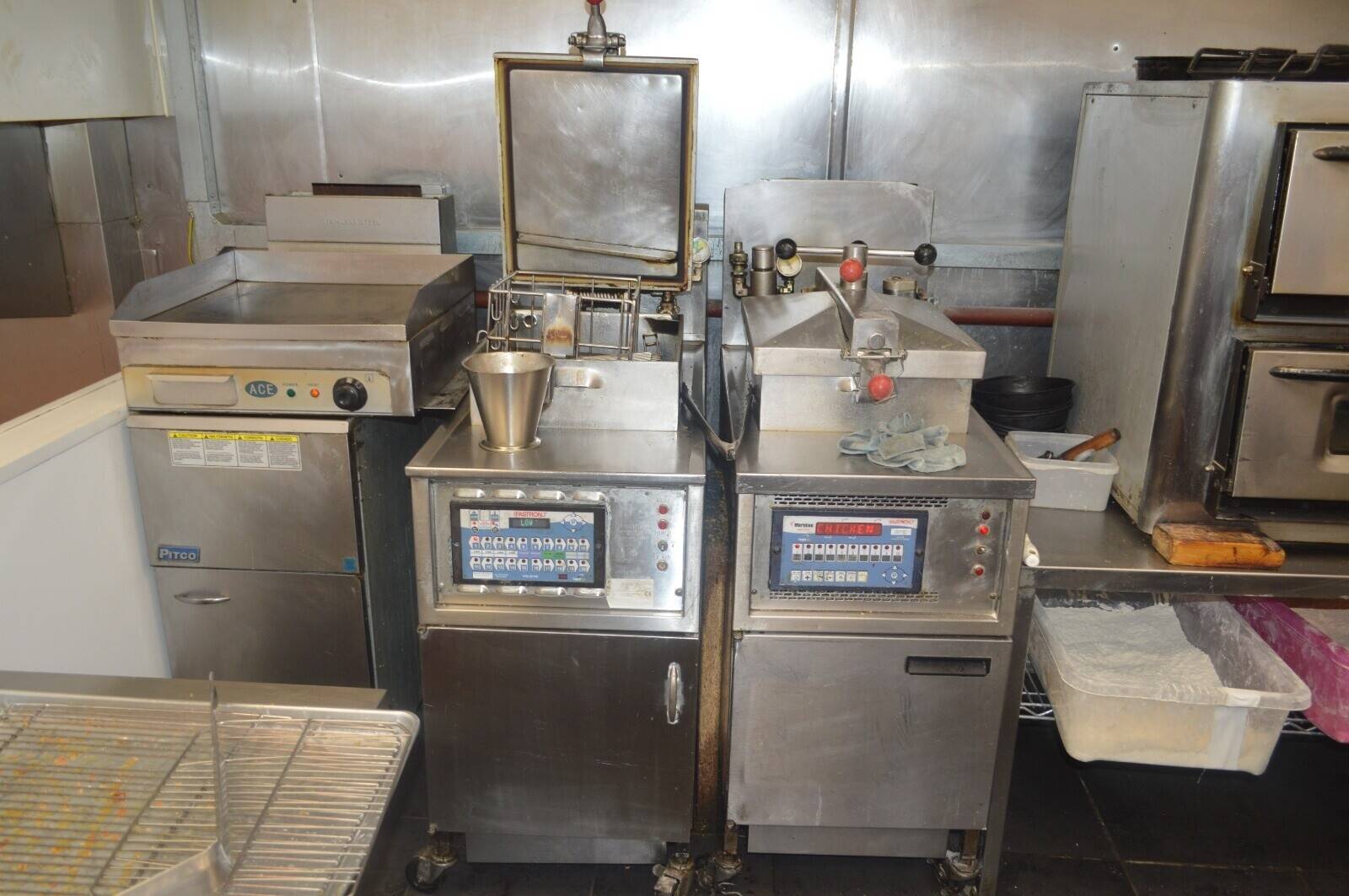 Established Chicken Shop Business Lease for Sale  in South London