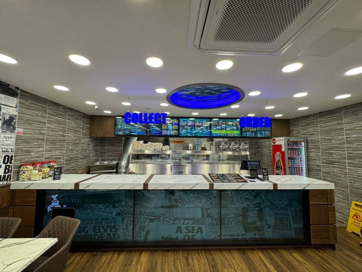 Reputable Fish and chips restaurant Franchise for sale (Mother Hubbards)