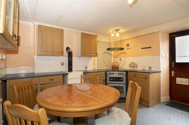 Vacant Chip Shop & Cafe with Owners Accommodation Photo 6