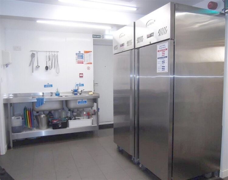 Refurbished freehold fish & chip shop, Huddersfield Photo 6
