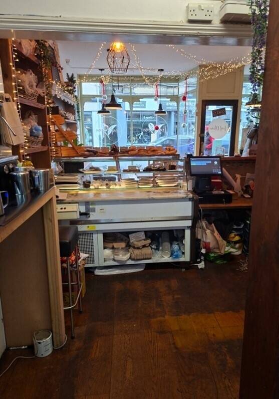 Desirable Tea and Coffee House for Sale in Tunbridge Wells