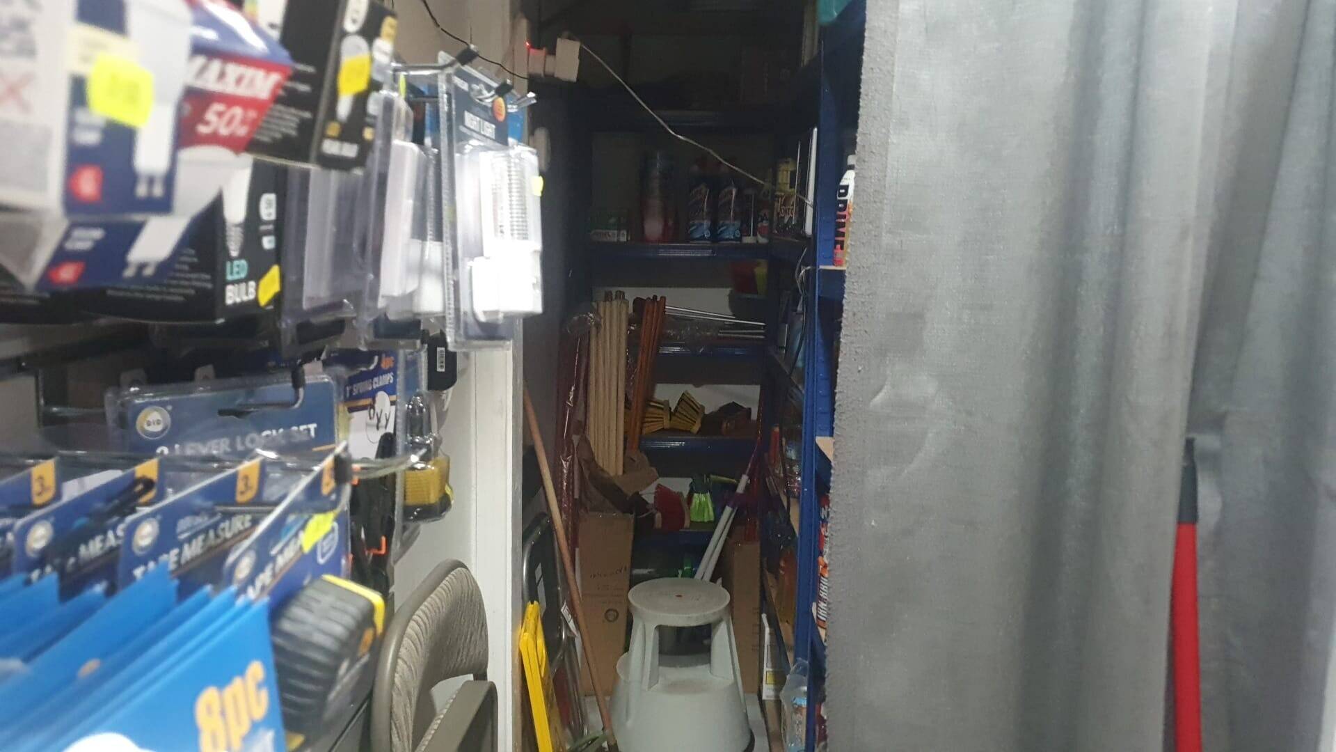 Pound Shop / Discount Store for Sale in Ilford - High footfall - Next to Main Bus Stop and Station