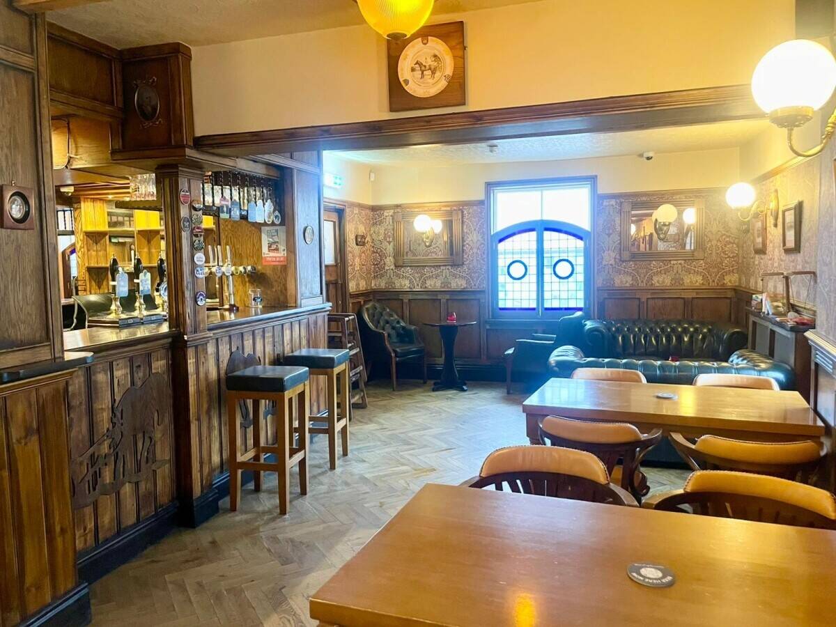 EAST YORKSHIRE - THREE BEDROOM PUB & RESTUARANT WITH THREE LETTING BEDROOMS Photo 6