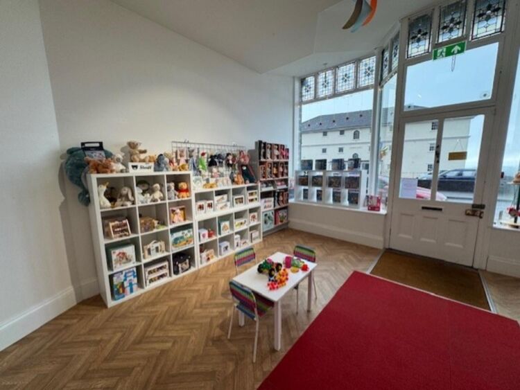 Leasehold Toy Store Located In Malvern Photo 6