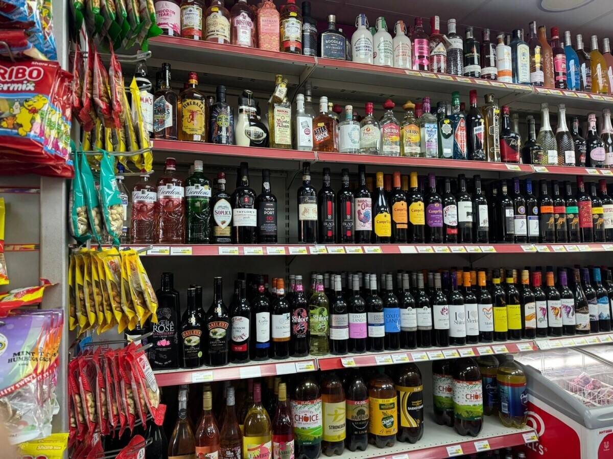 High Potential Off Licence in Prime Location  Northampton Photo 6
