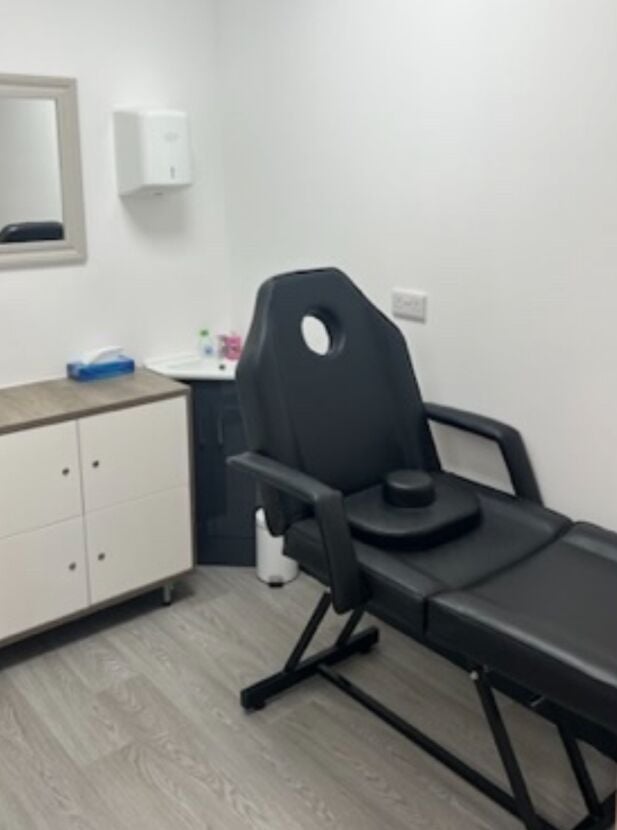Established Award-Winning Salon in High-Growth Cambridge Location