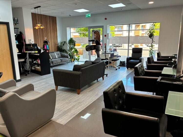 Established Award-Winning Salon in High-Growth Cambridge Location