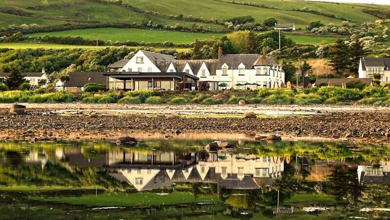 Seafront bistro and bar on the Isle of Arran with spectacular beach front location and views. Photo 6