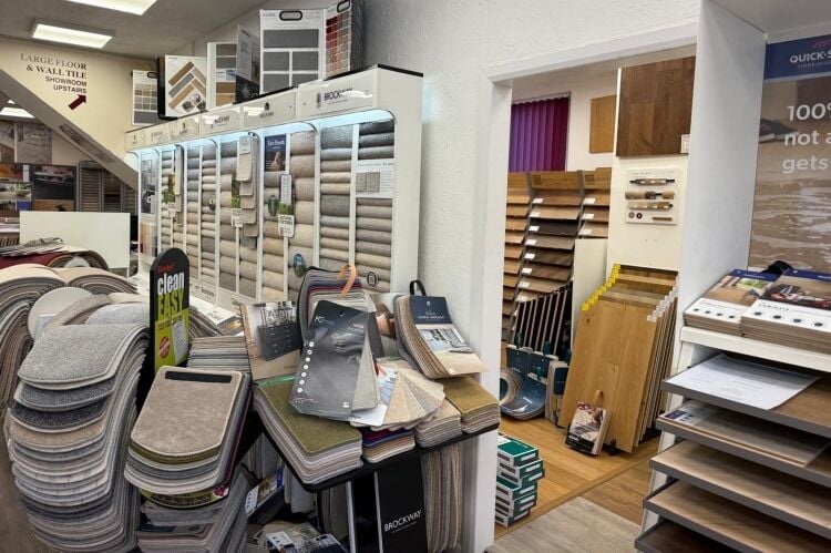 Established Flooring Business - Leighton Buzzard Photo 6