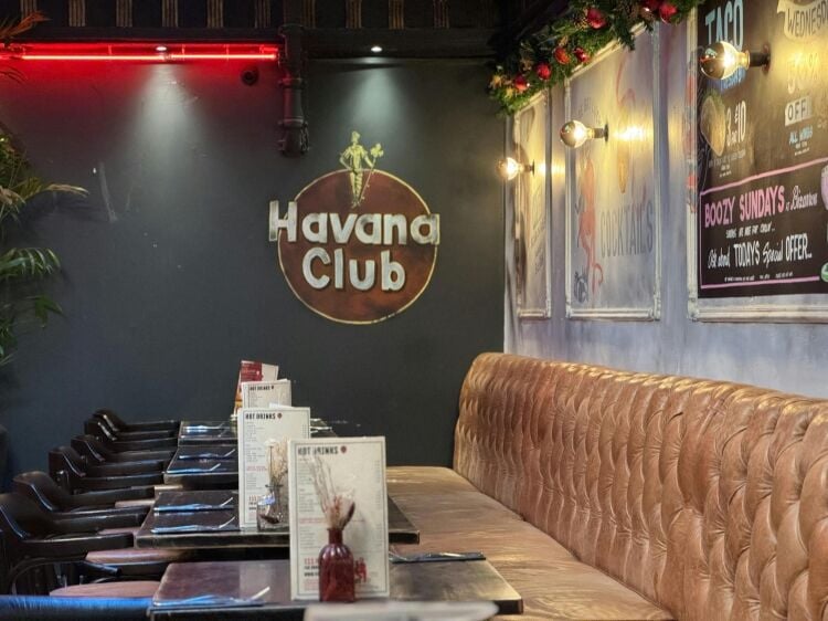 50 Cover Late Night Bar & Restaurant