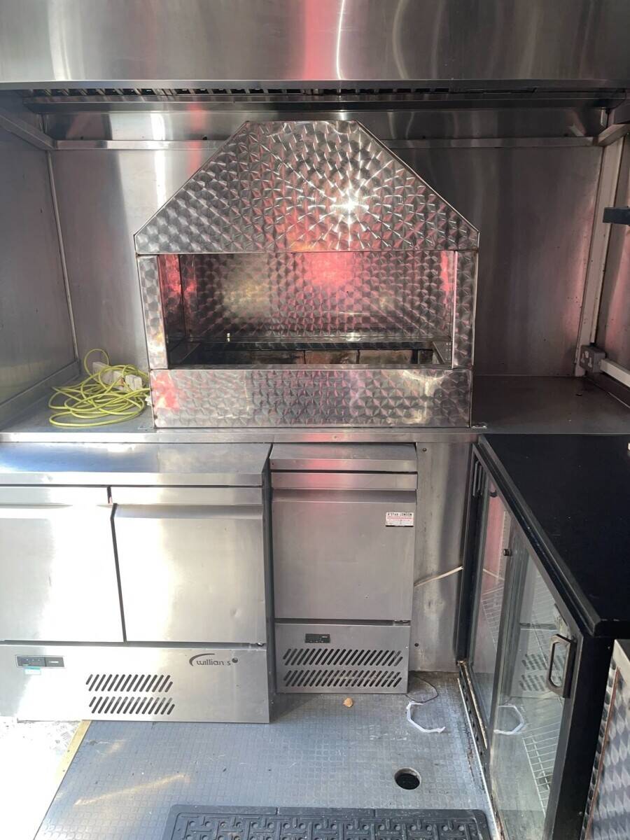 Fully Equipped Food Truck for Sale — Start Serving Day One! Photo 6