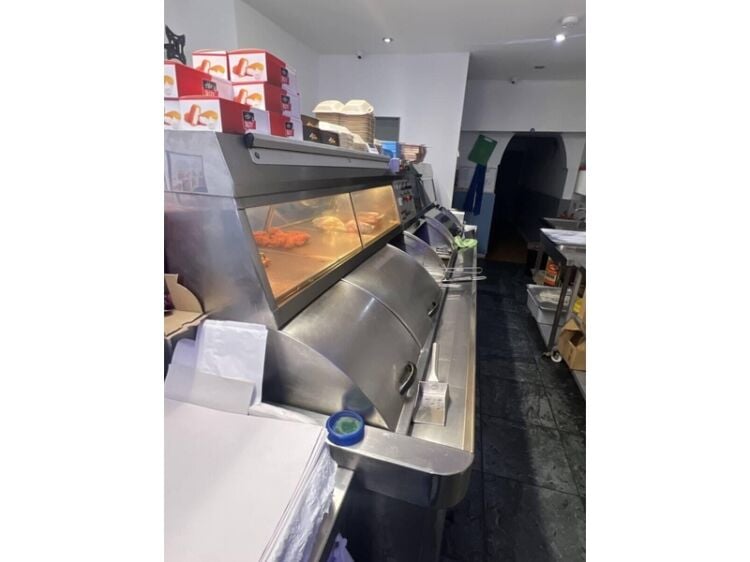 Crisp Returns Daily – Established Fish & Chip Shop in Lewisham Photo 6
