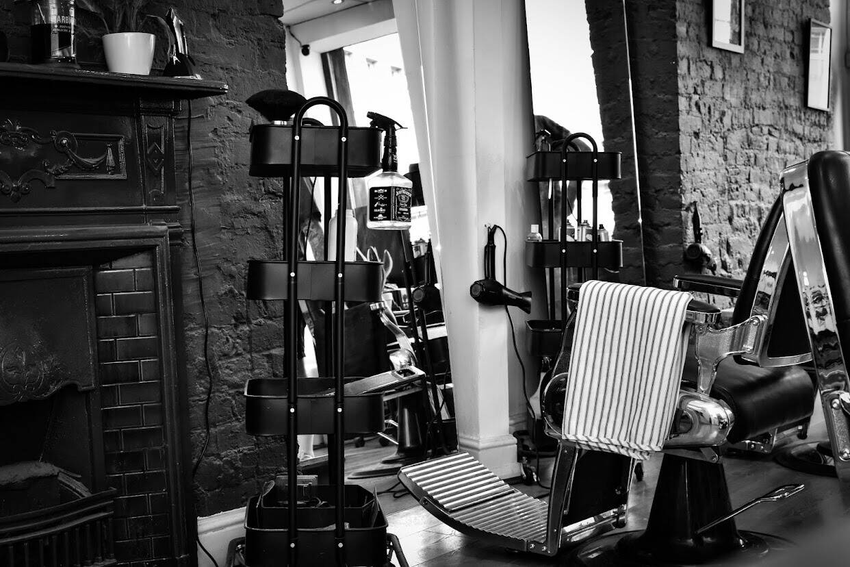 Barber shop for sale in King’s Cross London  Photo 6