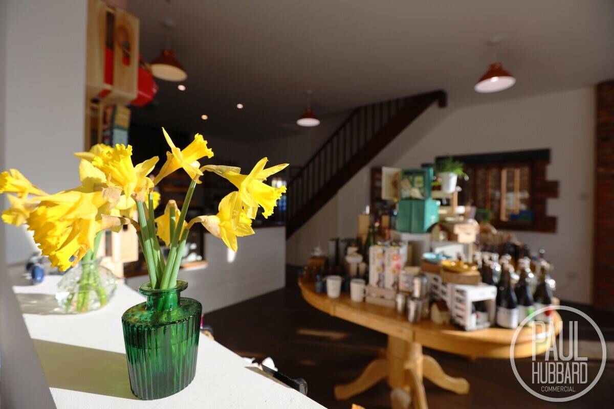 Established cafe, located in affluent North Norfolk market town. Holt, Norfolk. Photo 6