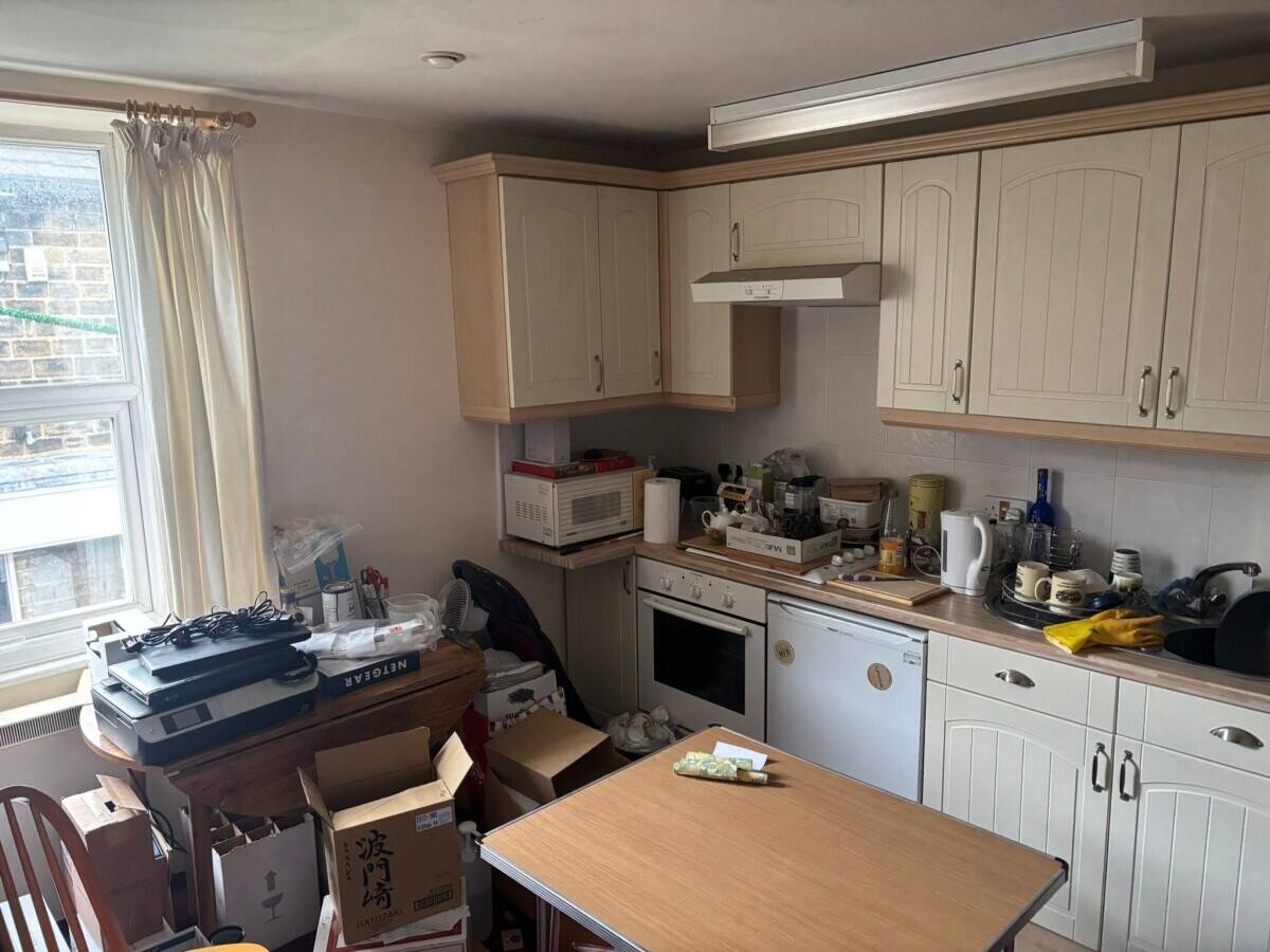 Well-Established, Local Wine Business & Freehold Property Photo 6