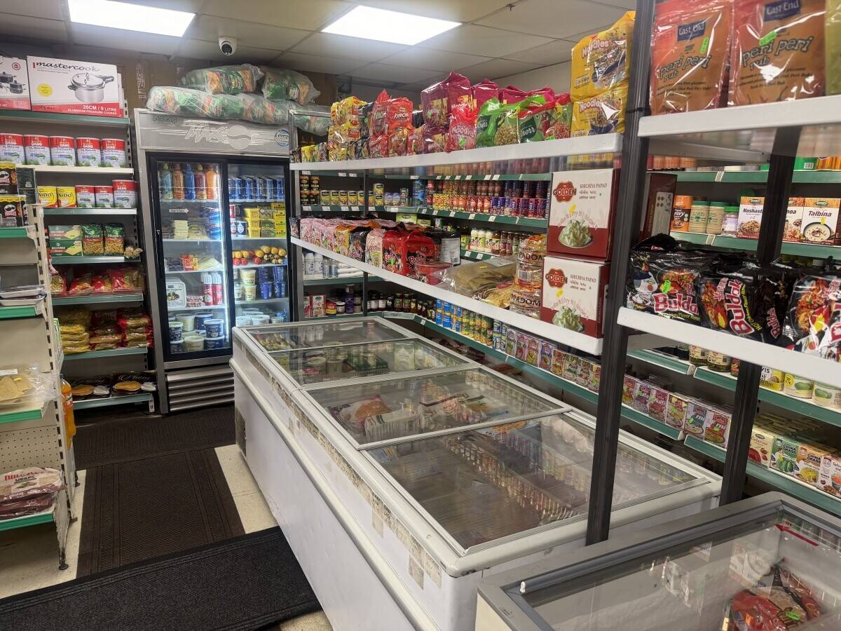 Grocery & Halal Butchers Store &ndash; &pound;10K Weekly Sales &ndash; No Business Rates &ndash; Walsall Photo 5