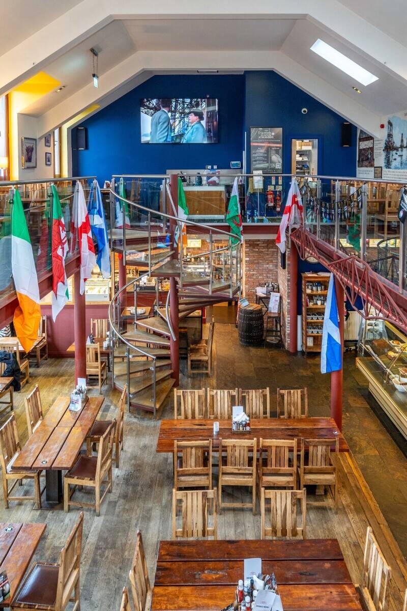 *NEW PRICE* Well Established Bistro-Bar & Restaurant under Iconic Forth Bridges Photo 6