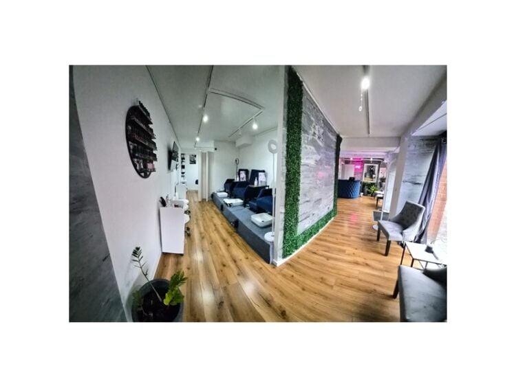 Beauty with Prestige – Elegant Jewellery Quarter Salon