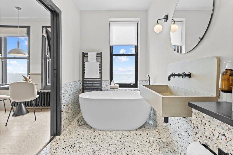 Exceptional Seafront Boutique Hotel Photo 6